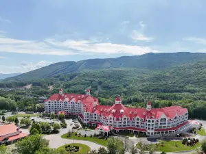 RiverWalk Resort at Loon Mountain