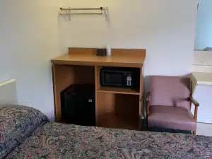 Boone Trail Inn
