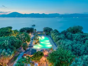 Florida Blue Bay Resort & Spa