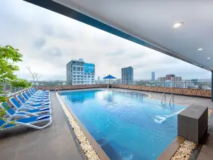 Pearl Grand by Rathna