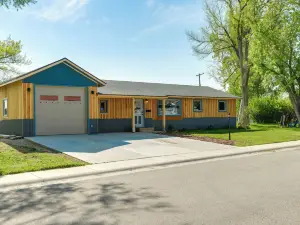 Family-Friendly Lander Home Rental Yard, Patio!