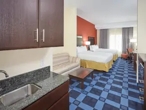 Holiday Inn Express & Suites COLUMBIA UNIV AREA - HWY 63 by IHG