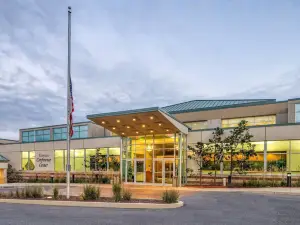 Ramada by Wyndham State College Hotel & Conference Center