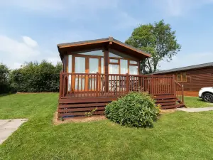 Charming Holiday Home in Ashbourne with Balcony