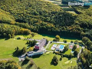 Hotel Lazne Kostelec