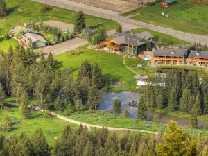 Rainbow Ranch Lodge