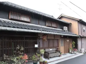 Machiya Guesthouse Miwa