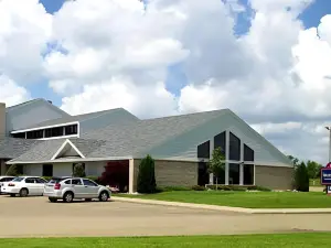 AmericInn by Wyndham Valley City Conference Center