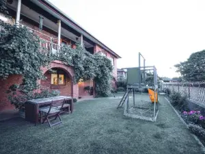 Cooma Guest House