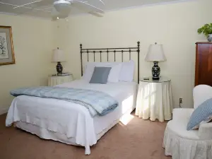 "The Cottage" at Glen Mary