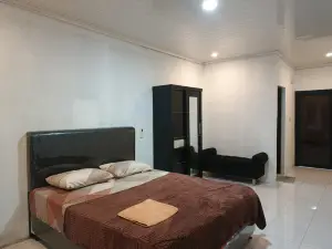 Jajapin Hotel Putri Sari