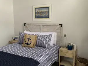 Tiny House with a beautiful view of lake Tenkiller