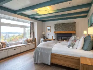 Engø Gård Hotel & Restaurant