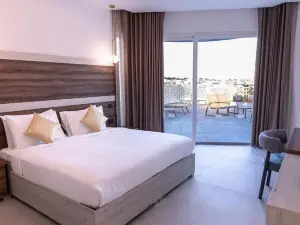 CA Sand Dune Hotel