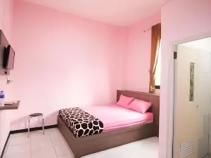 MP 호텔 푸르와카르타