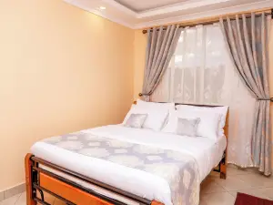 Triplinq Hotel & Resort