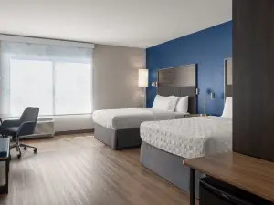 트루 바이 힐튼, 커니