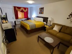 Motel West