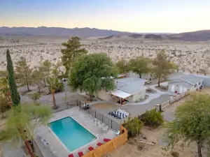 Mystic Views - Pool, Hot Tub, Game Room, Fire Pit & Desert Views 4 Bedroom Home by Redawning