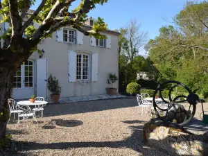 Logis de Chenac - Chambres et table d'hôtes