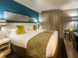 Peermont Metcourt Hotel