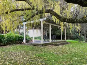 Central Highlands Motor Inn