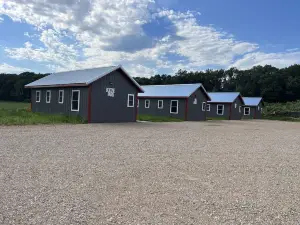 Irish Acres Farm GLAMPGround - Deluxe & Rustic Glamping    Hosting 1-22 persons