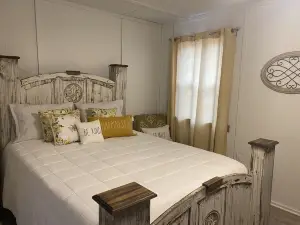 Simply Buffalo sleeps 10,  St Joe, AR- Float the middle beautiful Buffalo River