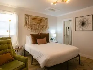Waterfront River Apartments