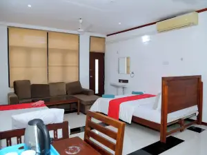 Subhas Tourist Hotel
