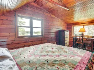 Dock, Fire Pit Historic Lakefront Cabin in Mercer