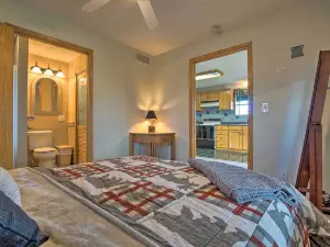 Vivid 'Cedar Ridge' Cabin ~ 23 Miles to Wichita!