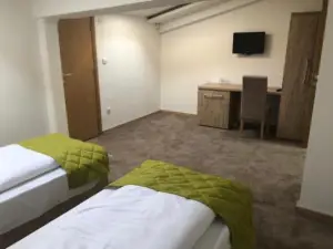 Gros Hotel - Leskovac