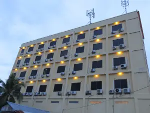 Hotel Dynasty