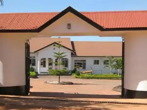 Mahale Classic Lodge