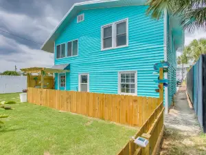 Murrells Inlet Apartment w/ Direct Beach Access!