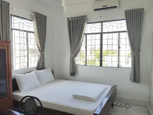 Nha Nghi Sao Mai