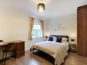 Perfect Home In Central Tunbridge Wells, Sleeps 10