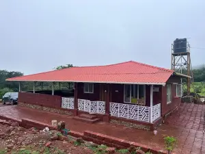 K Hill House, Amboli