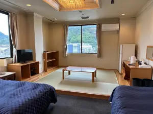 Hiro Station Hotel Regent House