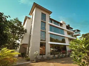 Hotel Sadhana Executive