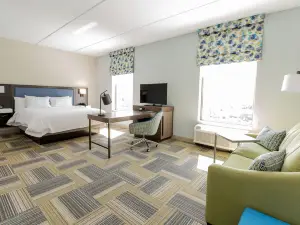 Hampton Inn & Suites Syracuse-North (Airport Area)