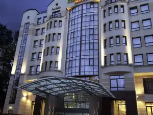 Cort Inn St Petersburg Hotel & Conference Center