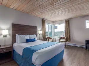 Seashore Inn on the Beach Seaside