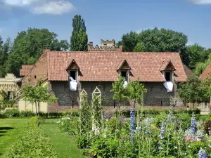 B&B Kasteelhoeve de Kerckhem