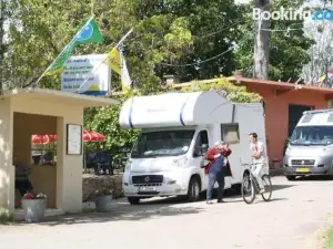 Camping Aux Rives du Soleil