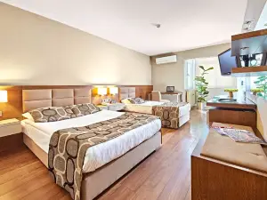 The New Hotel Zeybek