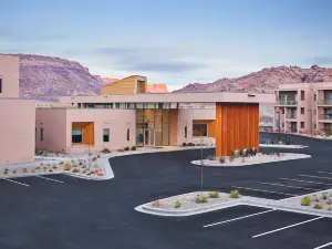 The Moab Resort, WorldMark Associate