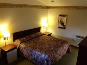 Humboldt Redwoods Inn