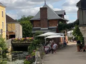 Le Merrain gite Plein Coeur de Chablis